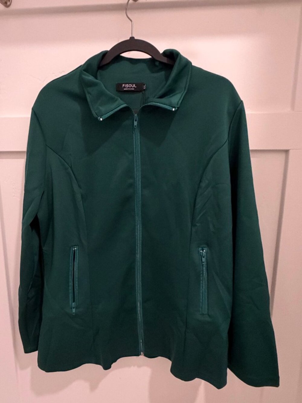 Green Lightweight Zip Up Jacket Women Athleisure Activewear Full Zip Pockets